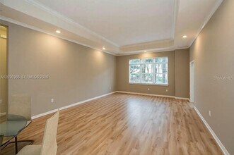 Building Photo - 1301 N Tamiami Trl