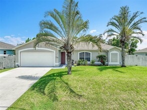 Building Photo - 1332 SW Granville Ave