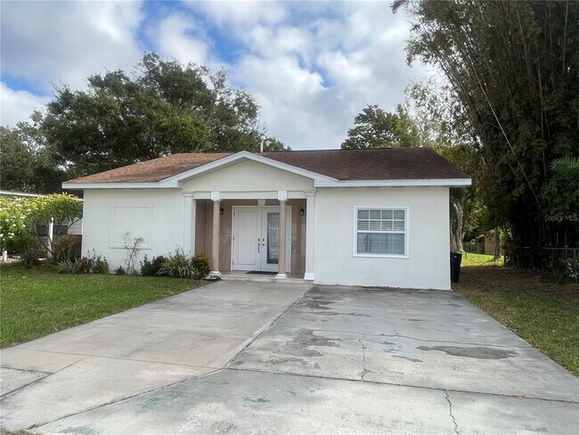 Foto del edificio - 6231 63rd St N