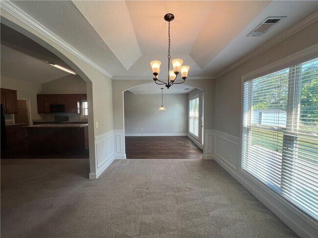 Building Photo - 707 River Mist Cir