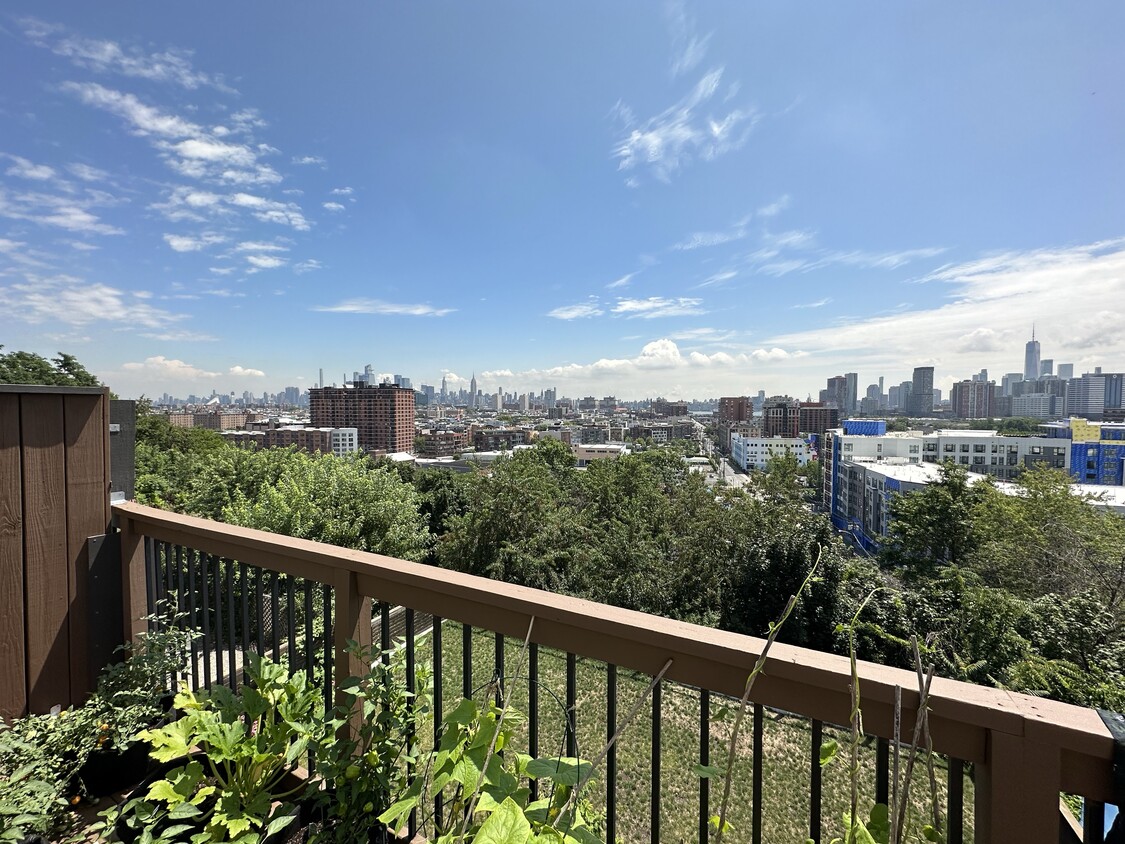 Balcony overlooking Hoboken and the NYC Skyline - 122 Ogden Ave