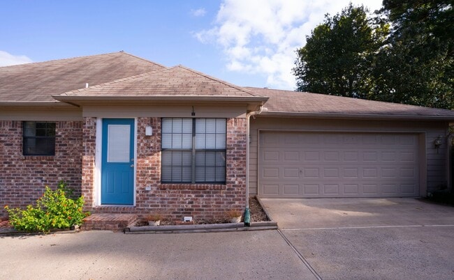 Building Photo - Lovely 4 Bedroom Home in Maumelle