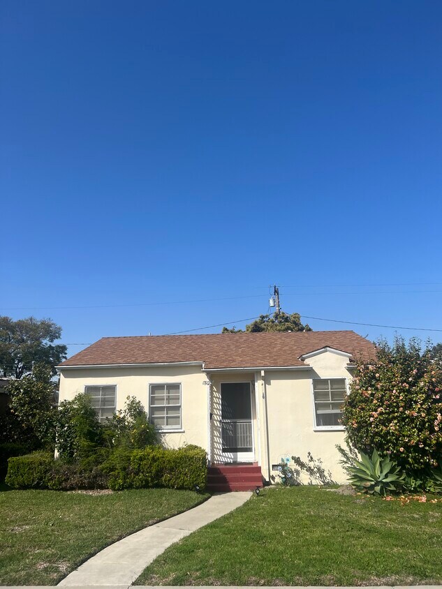 305 E Adams St, Long Beach, CA 90805 House Rental in Long Beach, CA