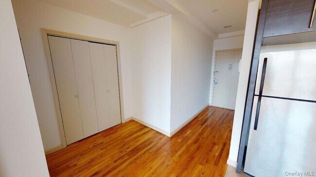 Foto del edificio - 67-09 Austin St