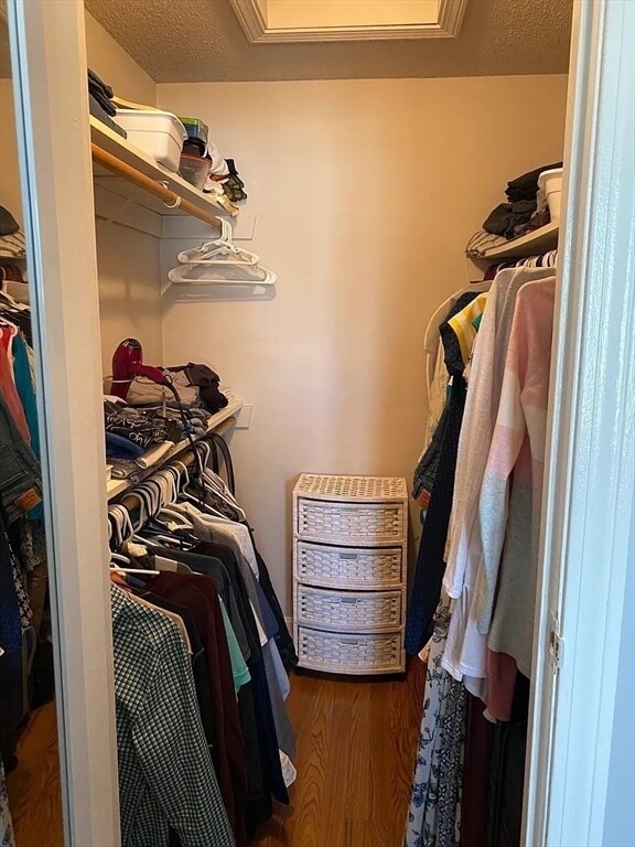 Foto del edificio - 5 Thoreau Ct