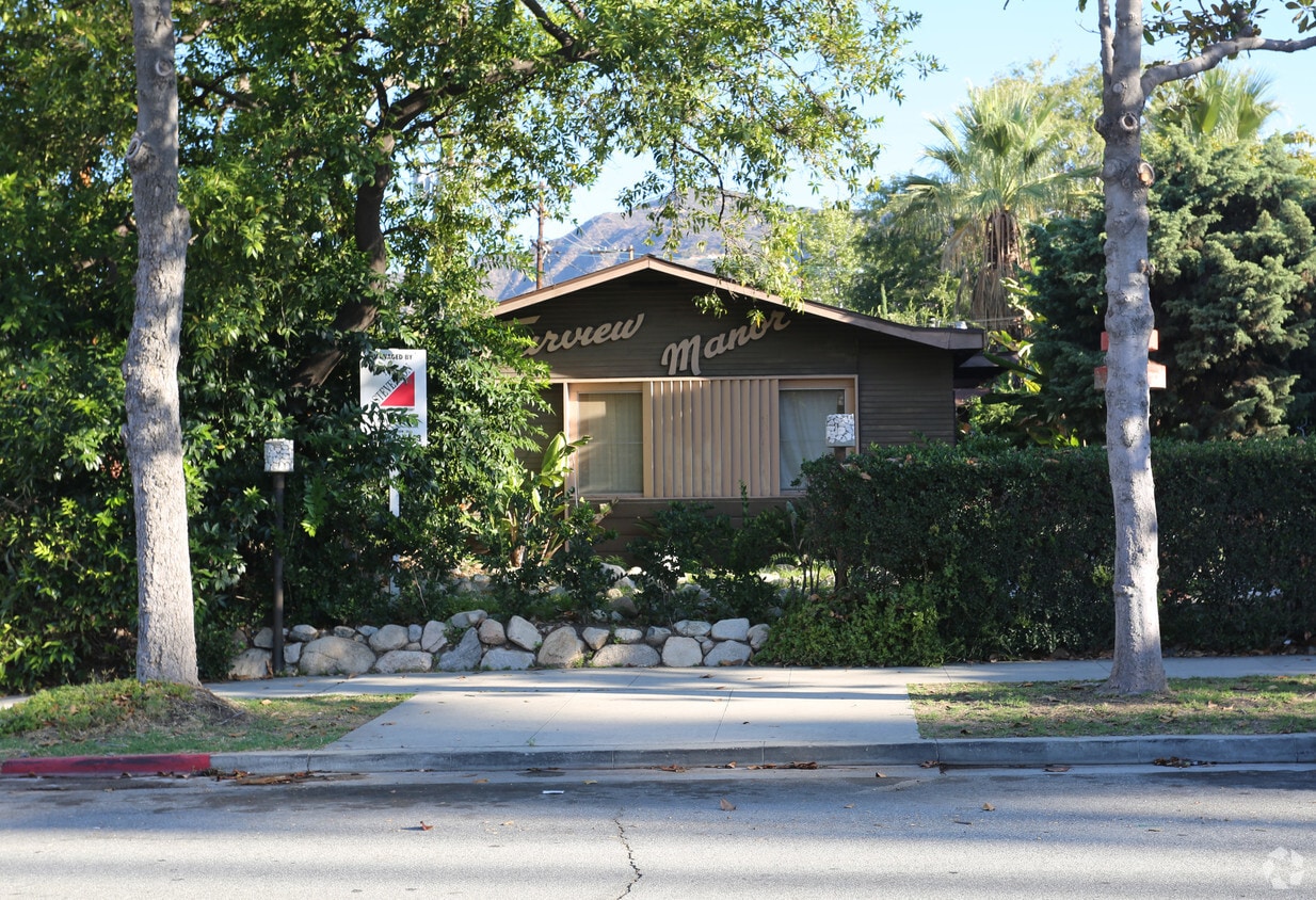 Building Photo - Fairview Manor