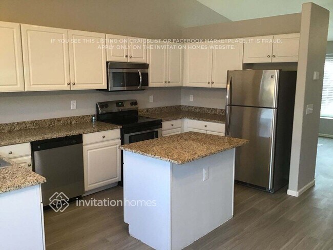 Foto del edificio - 3801 Morning Glory Dr