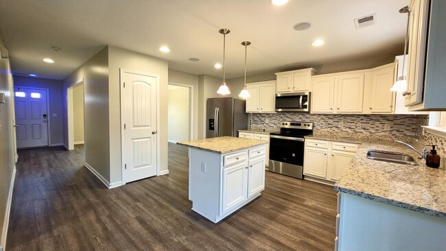 Building Photo - 147 Niblick Dr