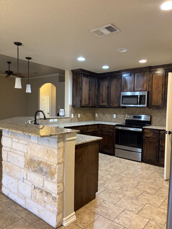 Building Photo - 3603 Loma Gaile Ln