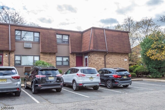 Foto del edificio - 1133 Livingston Ave