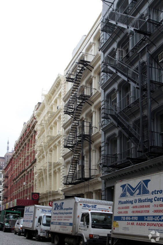 Building Photo - 69 Greene St