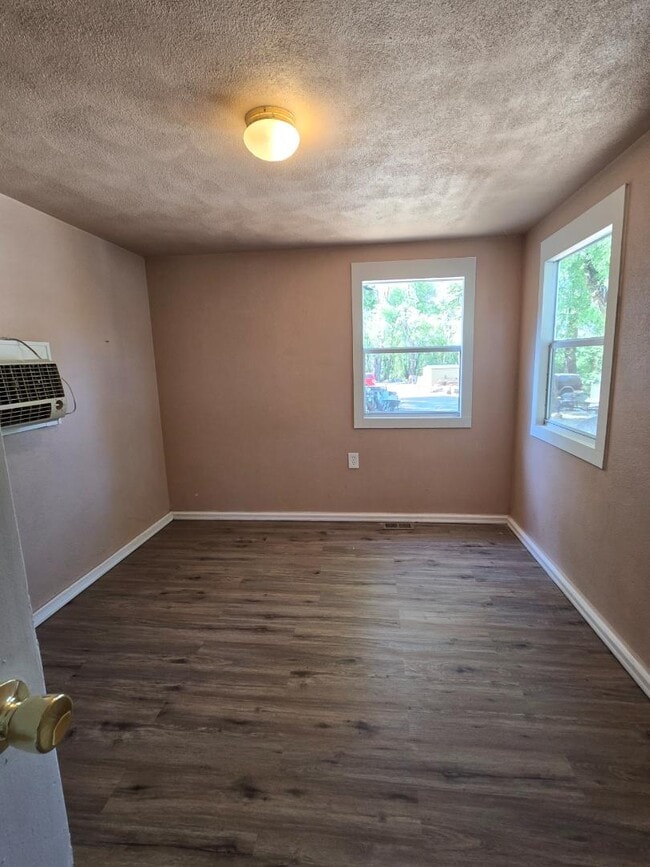 Building Photo - 13105 CO-65
