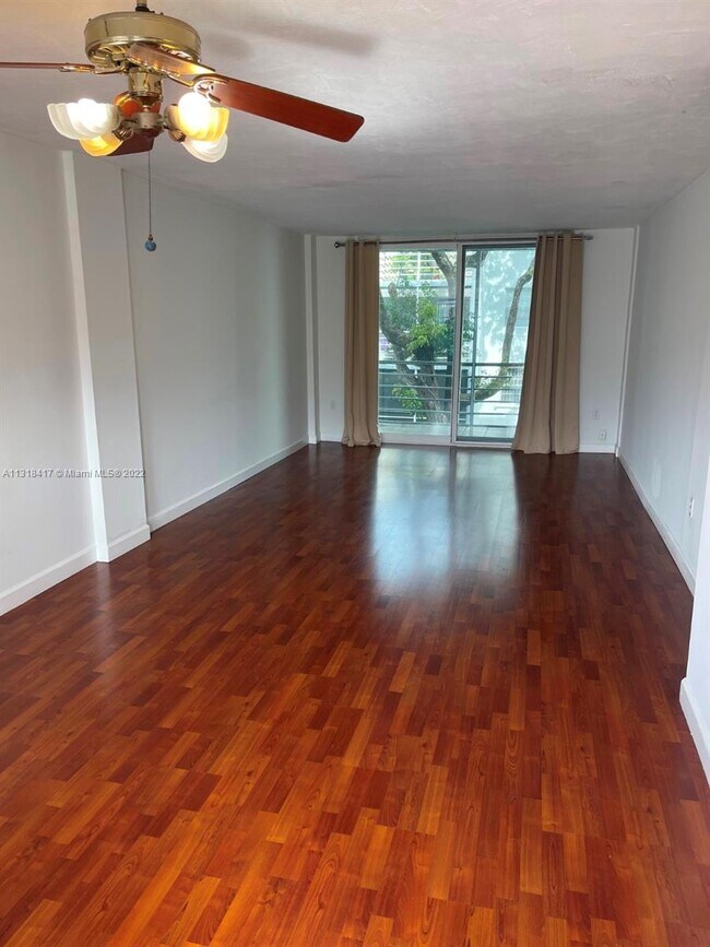 Foto del edificio - 14165 SW 87th St