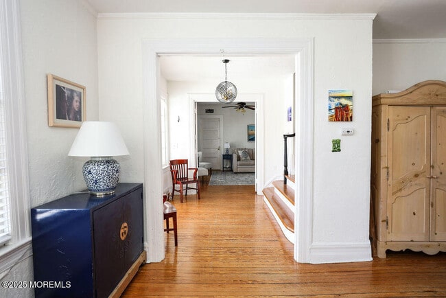 Building Photo - 17 Beach Rd