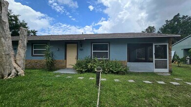 Building Photo - 2095 Eloise Cir