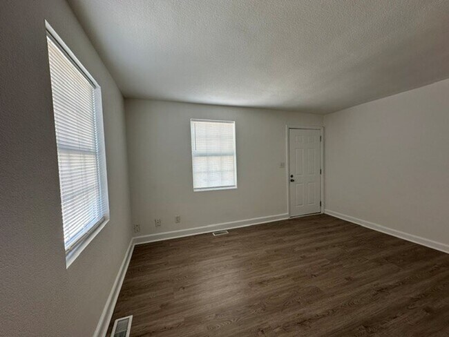 Foto del edificio - 1033 E Ocean View Ave