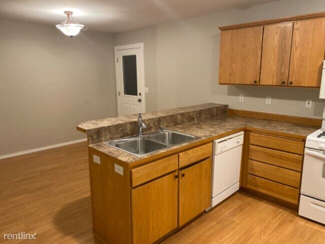 Foto del edificio - 305 N First Ave