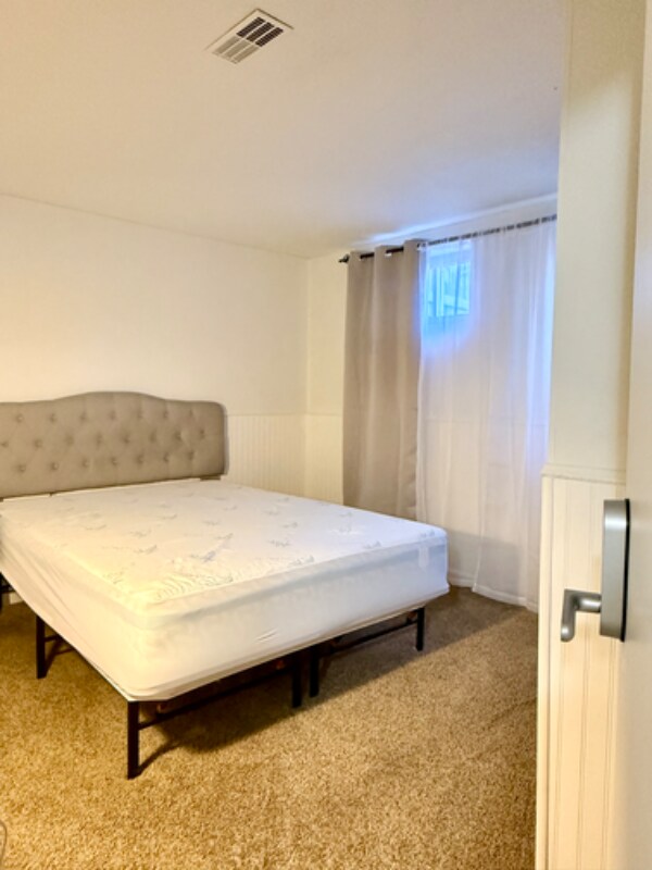 Foto del edificio - 2708 W 98th Dr