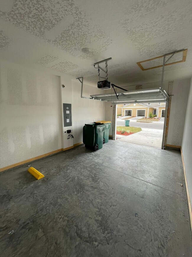 Building Photo - 7609 Legacy Trl