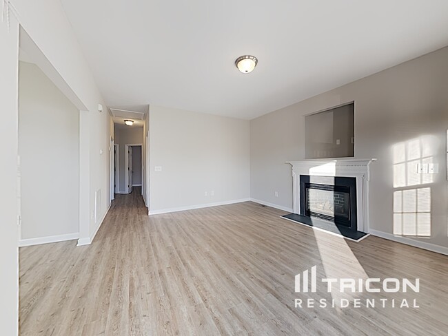 Foto del edificio - 4245 Beacon Crest Way