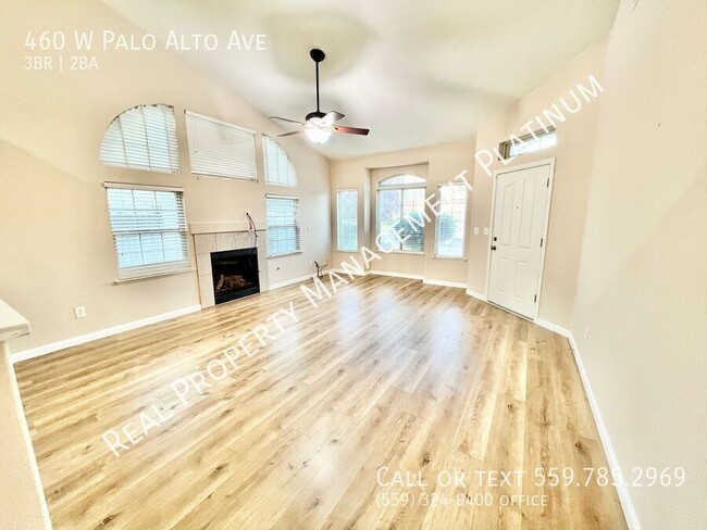 Foto del edificio - $2,295 Herndon & Willow 3 Bedroom with 3 C...