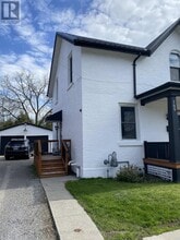 Building Photo - 105 Havelock St