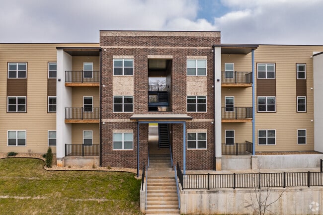 Building Photo - The Wayfarer in the Dale