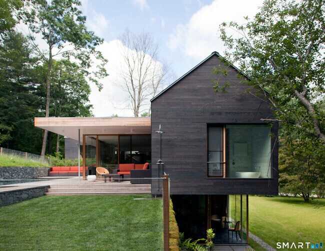 Foto del edificio - 155 W Morris Rd