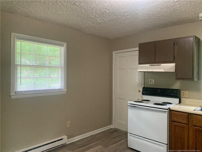 Foto del edificio - 814 Varsity Dr