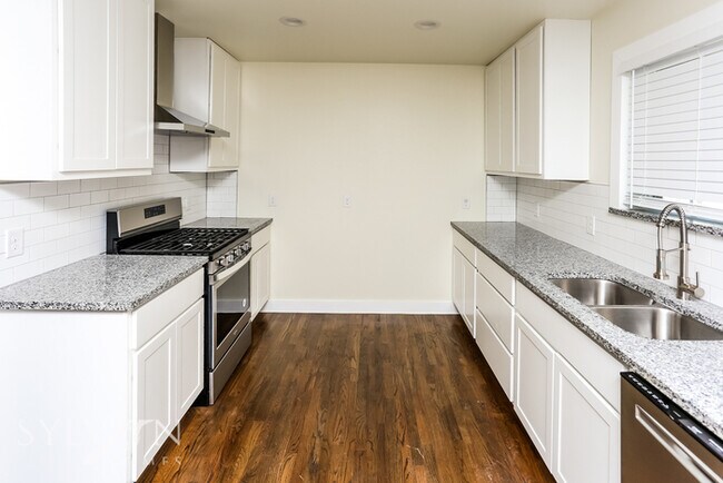 Building Photo - Enjoy living the good life in this 4 bedro...