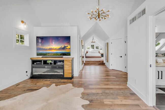 Building Photo - 4766 Kildare Rd