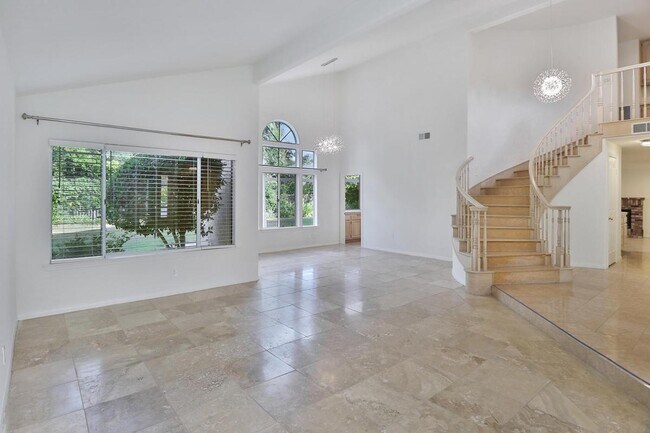 Foto del edificio - 2663 Country Ln