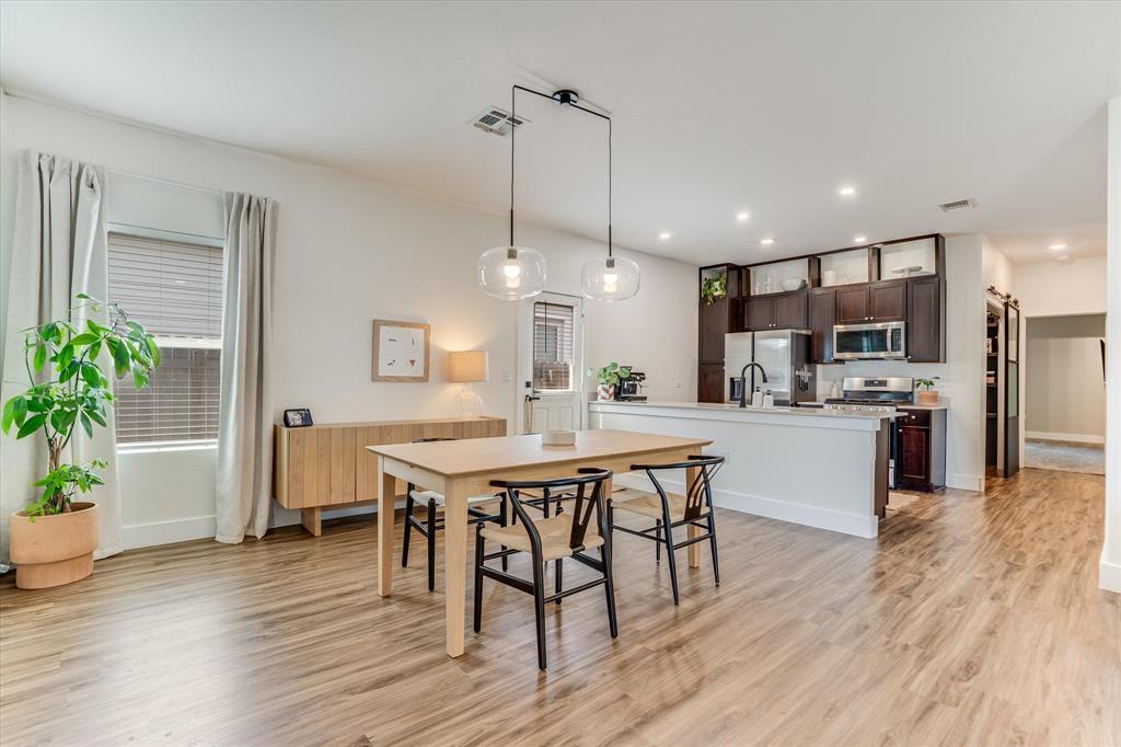 Foto principal - 7116 Tonka Ln