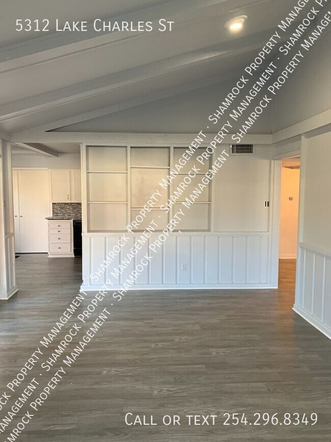 Foto del edificio - Lake Air Estates