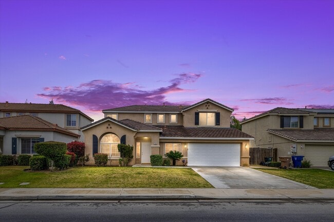 Front Yard - 12523 Crystal Cove Ave