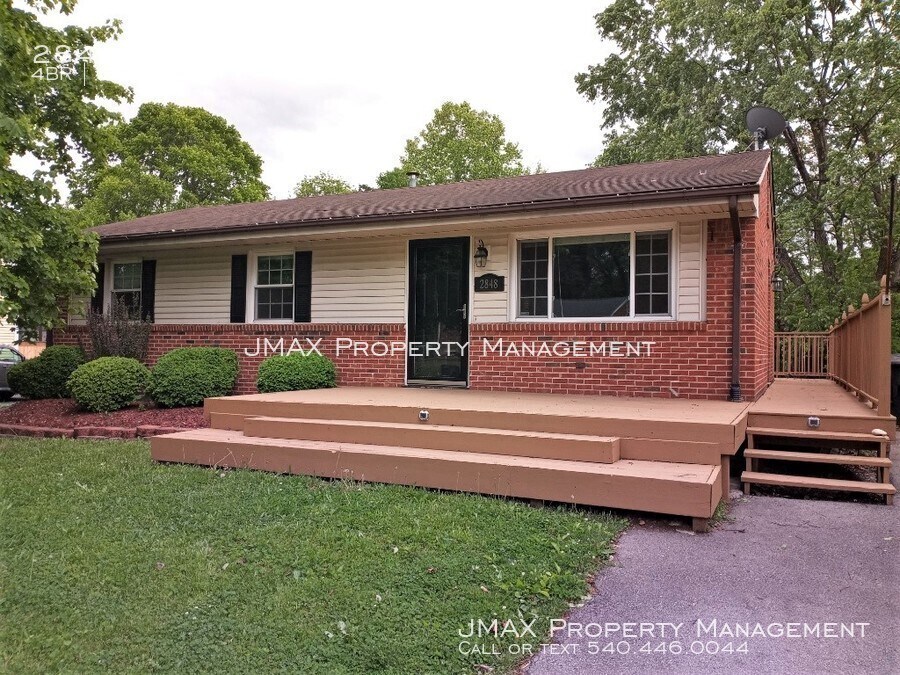 2848 Creekwood Dr, Salem, VA 24153 House Rental in Salem, VA
