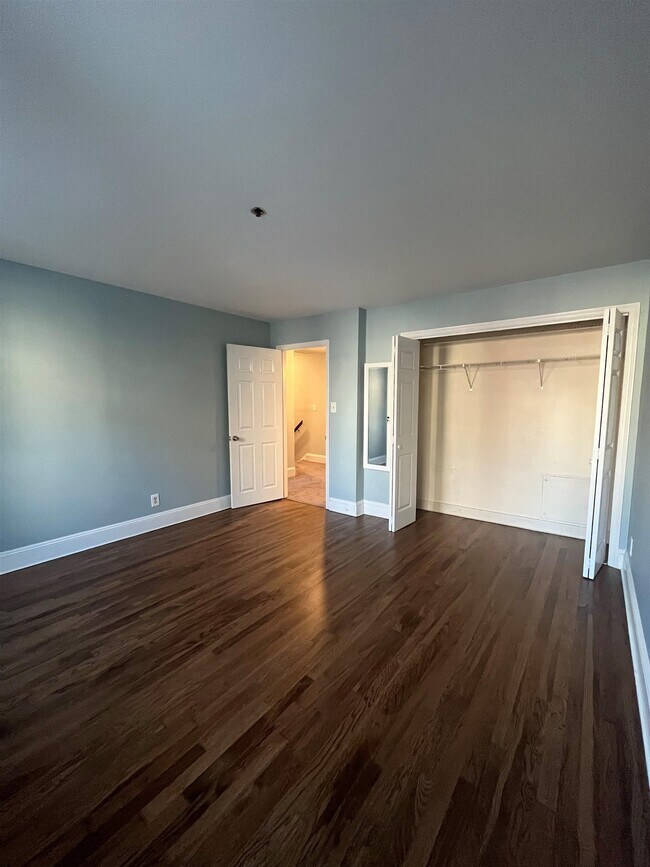 Foto del edificio - 217 Bloomfield St