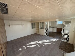 Building Photo - 1270 E Sherman Ave