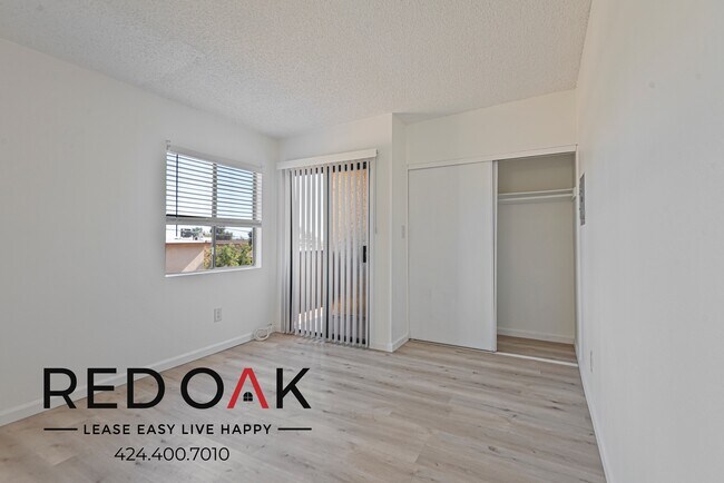 Foto del edificio - 15500 Foothill Blvd