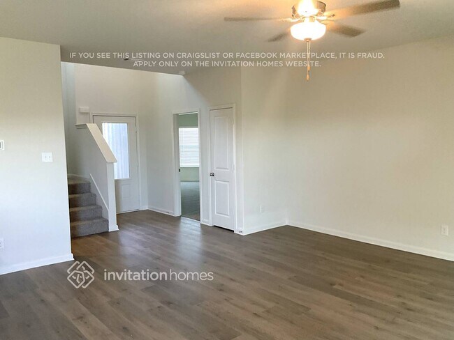 Building Photo - 10032 Pilot Pl