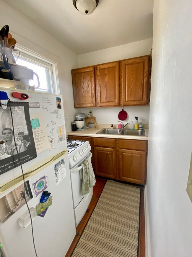 Foto del edificio - 947 E Gorham St