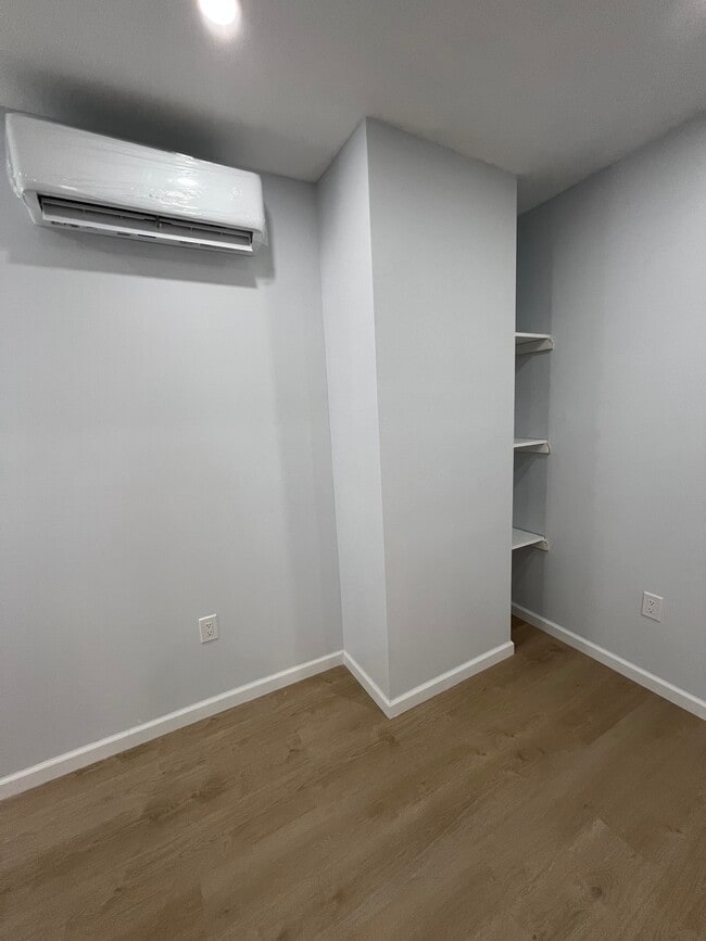 Foto del edificio - 3258 86th St