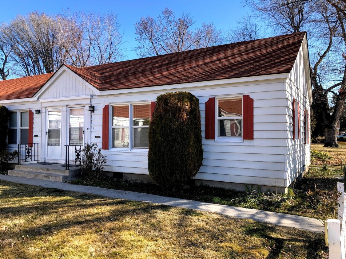 Primary Photo - 2700 W Lemp St