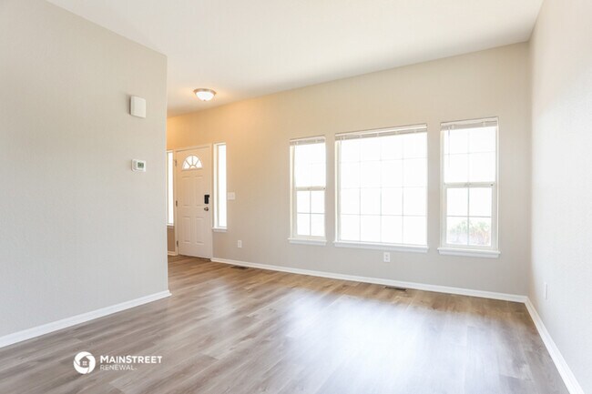 Foto del edificio - 5265 Deephaven Ct