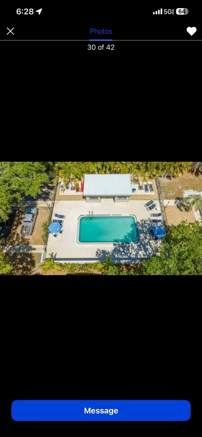 Foto del edificio - 3360 S Osprey Ave