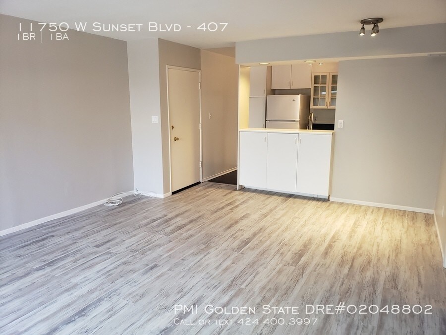 Foto principal - 11750 Sunset Blvd