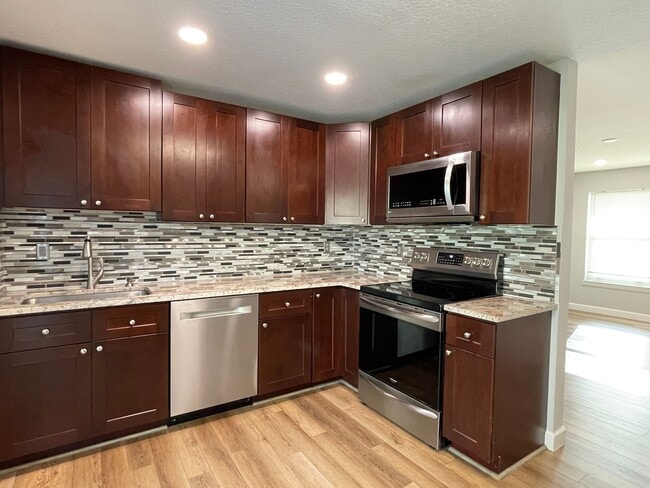 Building Photo - 406 Robalo Ct