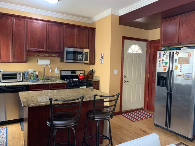 Kitchen 2 - 4904 N Drake Ave