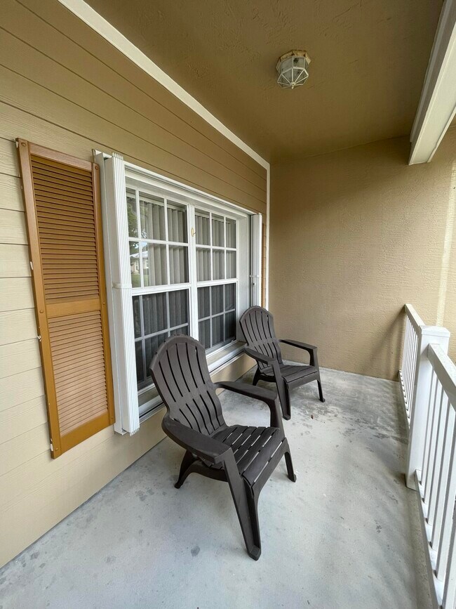 Foto del edificio - 623 NE Bent Paddle Ln