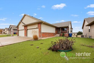 Building Photo - 2315 Coolwater St